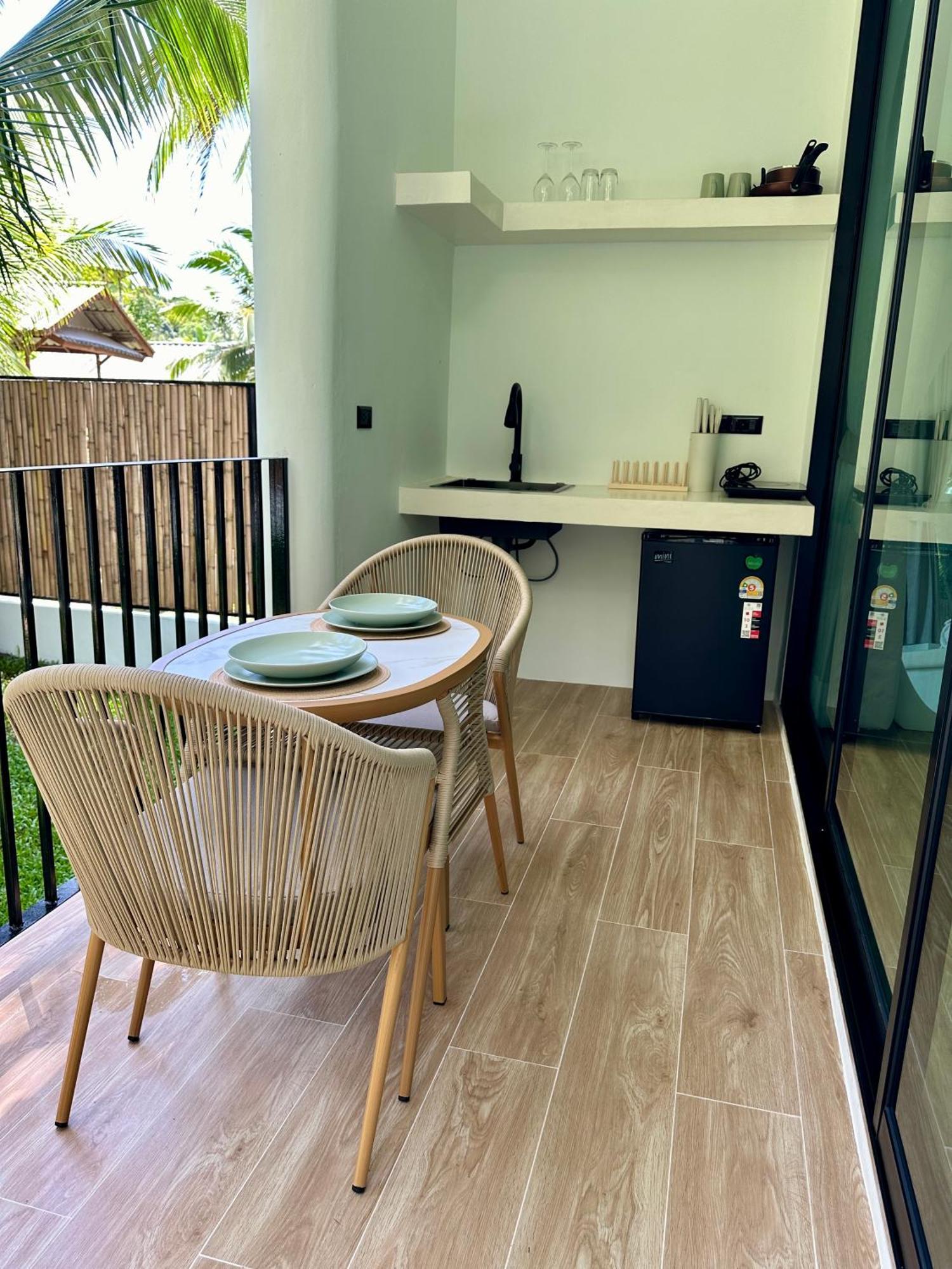 Eterno Villas Salad Beach Exterior photo